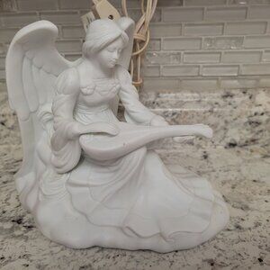 Avon White Angel Table Lamp Figurine Playing Harp 7" Tall Plug-In Electric Light